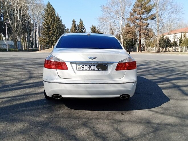 Hyundai Genesis 2010, 250,000 km - 3.8 л - Mingəçevir