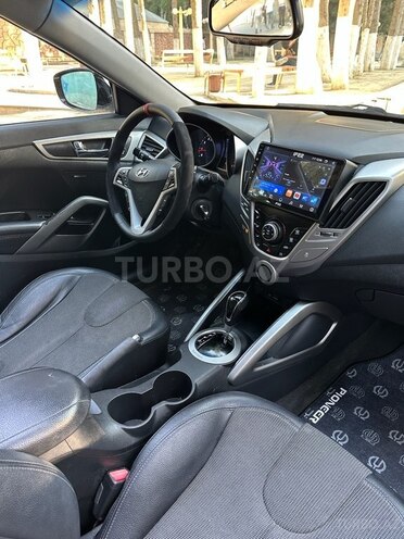 Hyundai Veloster 2012, 121,000 km - 1.6 л - Bakı