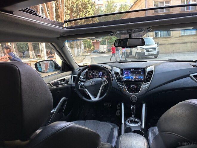 Hyundai Veloster 2012, 121,000 km - 1.6 л - Bakı