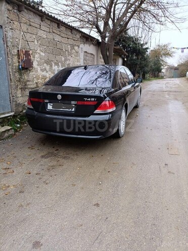 BMW 745 2004, 246,542 km - 4.4 l - Bakı