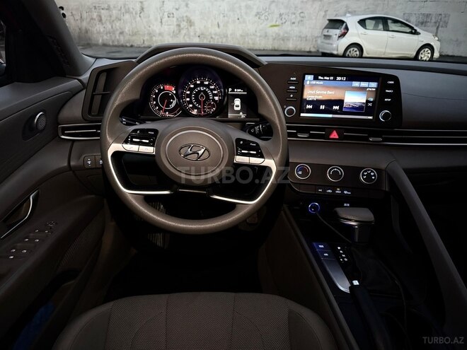 Hyundai Elantra 2021, 83,000 km - 2.0 l - Bakı