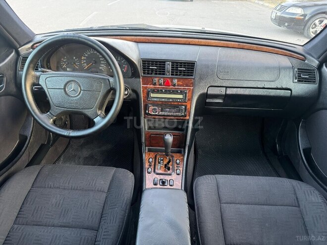 Mercedes C 240 1999, 354,258 km - 2.4 л - Sumqayıt