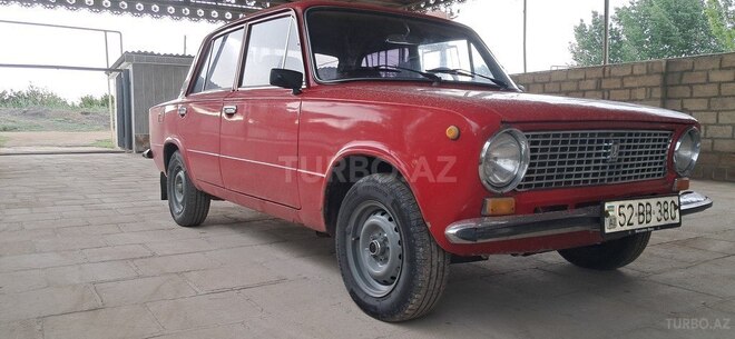 LADA (VAZ) 21011 1983, 95,000 km - 1.3 l - Salyan