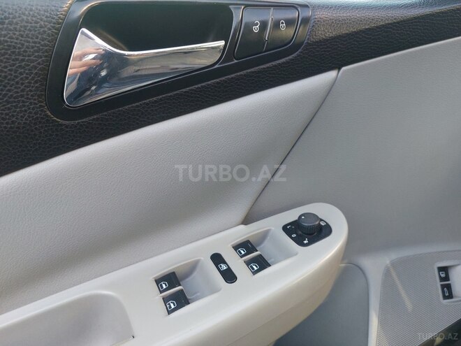 Volkswagen Passat 2006, 293,283 km - 2.0 l - Sumqayıt