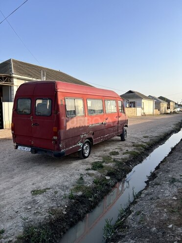 Mercedes 308 D 1995, 252,800 km - 2.3 л - Salyan