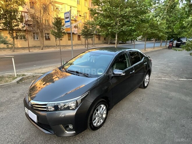 Toyota Corolla 2013, 195,000 km - 1.6 l - Bakı