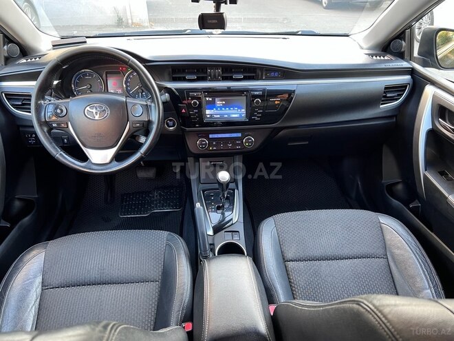 Toyota Corolla 2013, 195,000 km - 1.6 l - Bakı