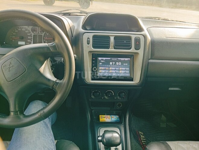 Mitsubishi Pajero io 2000, 352,698 km - 2.0 l - Sumqayıt