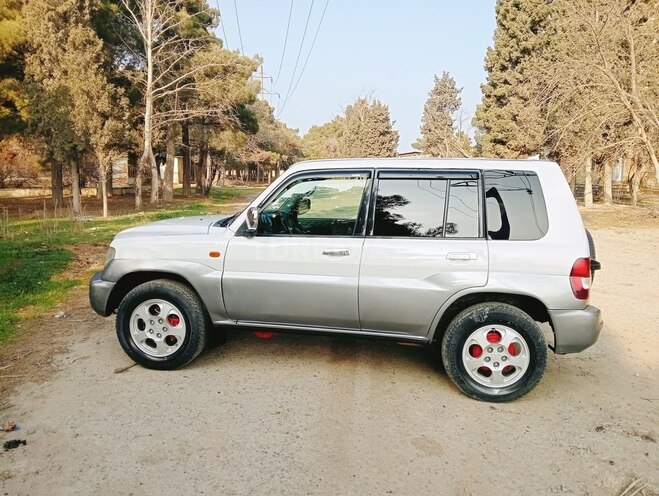 Mitsubishi Pajero io 2000, 352,698 km - 2.0 l - Sumqayıt