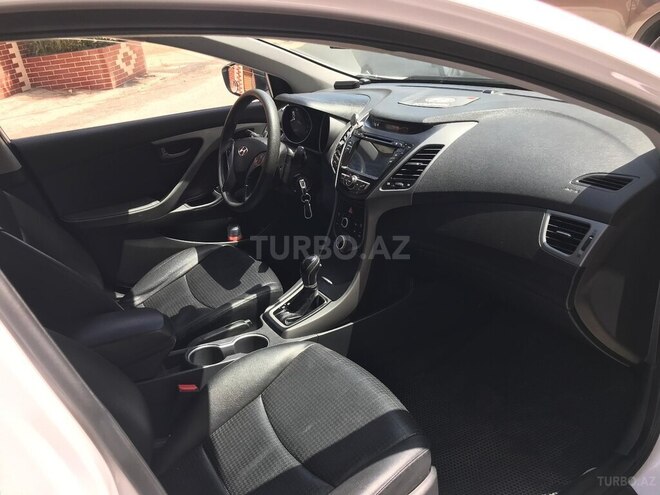 Hyundai Avante 2015, 156,000 km - 1.6 л - Bakı