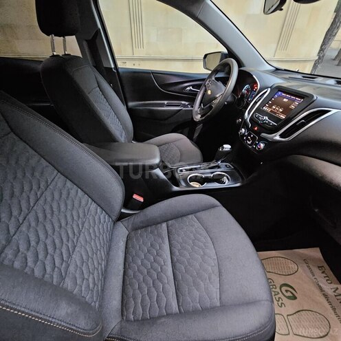 Chevrolet Equinox-18