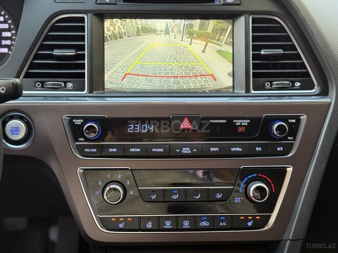 Hyundai Sonata-21
