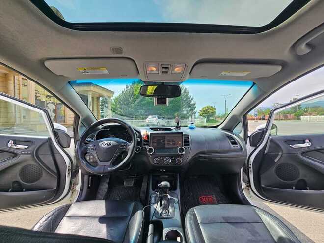 Kia Cerato 2013, 256,000 km - 2.0 l - İsmayıllı
