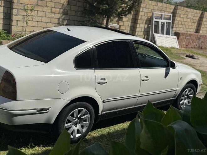 Volkswagen Passat 2001, 283,276 km - 1.8 l - Sabirabad