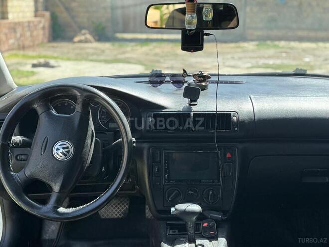 Volkswagen Passat 2001, 283,276 km - 1.8 l - Sabirabad