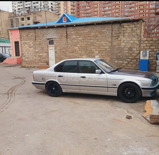 BMW 520 1995, 298,000 km - 2.0 l - Bakı