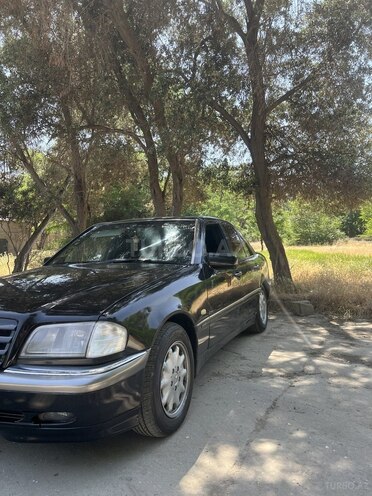 Mercedes C 240 1998, 394,000 km - 2.4 l - Bakı