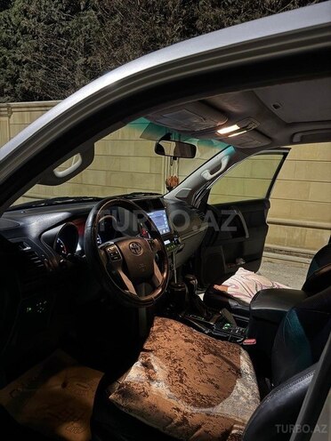 Toyota Land Cruiser Prado 2009, 241,888 km - 4.0 l - Bakı