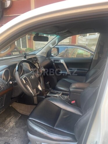 Toyota Land Cruiser Prado 2010, 148,000 km - 2.7 л - Bakı