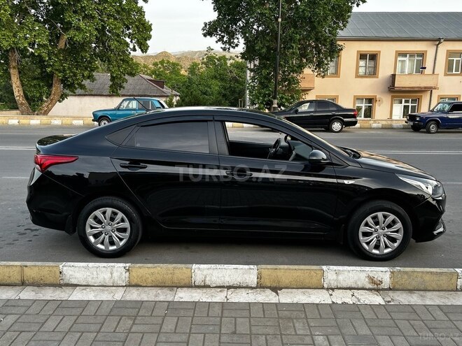 Hyundai Accent 2019, 110,000 km - 1.6 л - Naxçıvan