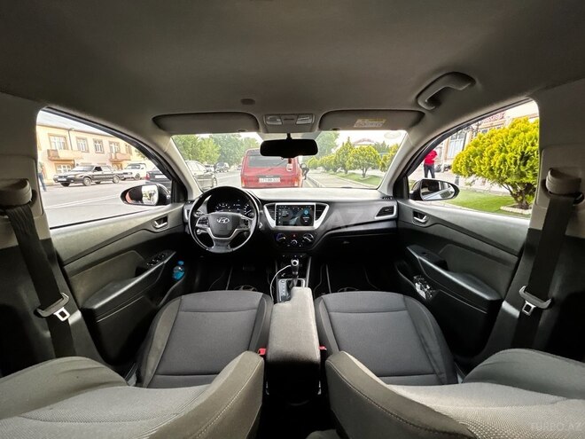 Hyundai Accent 2019, 110,000 km - 1.6 л - Naxçıvan