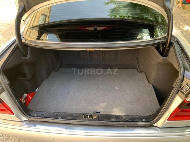 Mercedes E 240 1997, 345,773 km - 2.4 l - Bakı