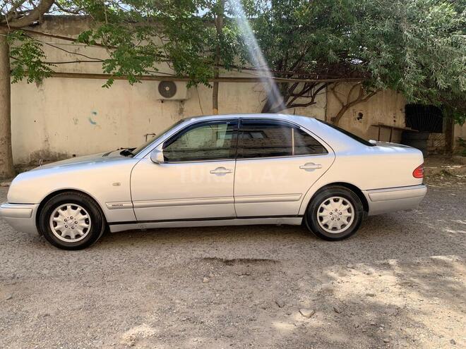Mercedes E 240 1997, 345,773 km - 2.4 l - Bakı