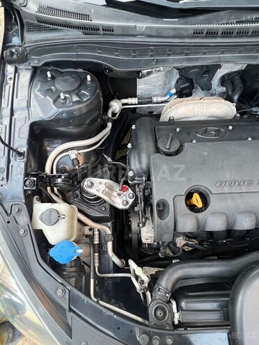 Hyundai i30 2009, 285,000 km - 1.4 л - Bakı