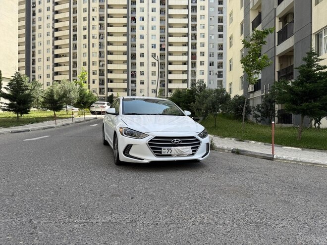 Hyundai Elantra 2017, 141,622 km - 2.0 l - Bakı