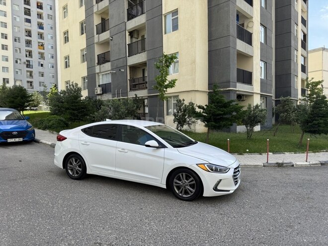 Hyundai Elantra 2017, 141,622 km - 2.0 l - Bakı