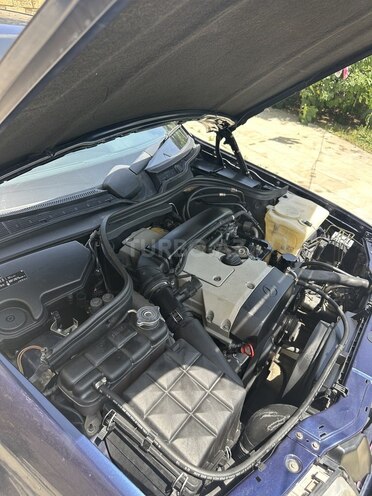 Mercedes C 180 1999, 242,000 km - 1.8 l - Bakı