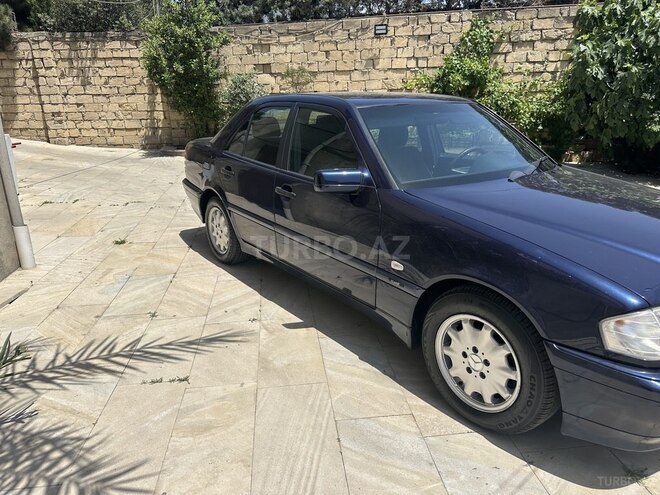 Mercedes C 180 1999, 242,000 km - 1.8 l - Bakı