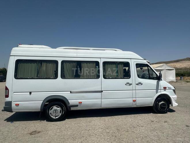 Mercedes Sprinter 412 2001, 458,698 km - 2.7 l - 