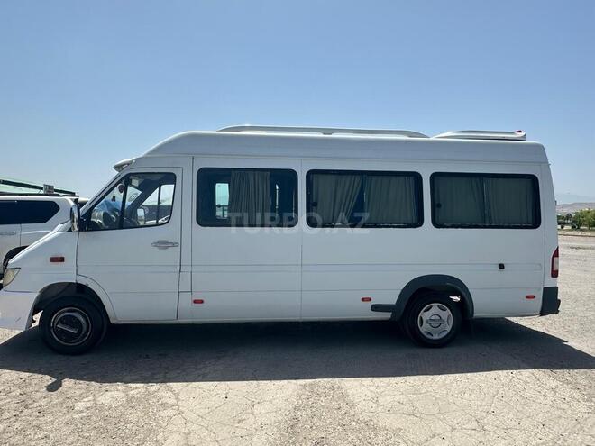 Mercedes Sprinter 412 2001, 458,698 km - 2.7 l - 