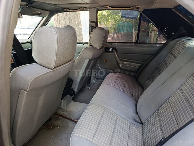 Mercedes 190 1993, 274,000 km - 2.0 л - Bakı