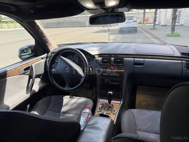 Mercedes E 270 2001, 449,000 km - 2.7 л - Bakı