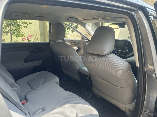 Toyota Highlander 2021, 15,000 km - 2.5 l - Bakı