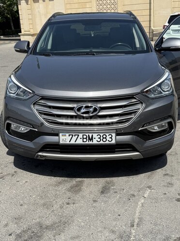 Hyundai Santa Fe-1