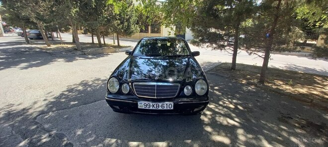 Mercedes E 220 d 2000, 385,500 km - 2.2 l - Bakı