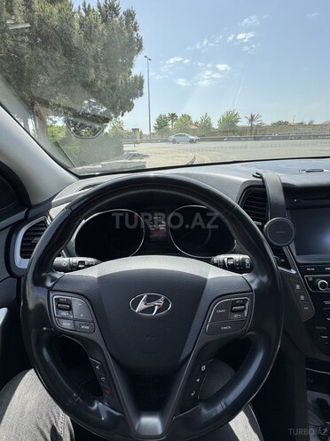 Hyundai Santa Fe-3