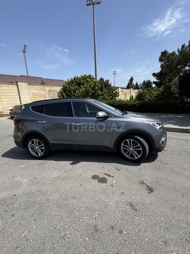 Hyundai Santa Fe-10