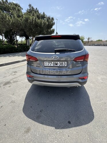 Hyundai Santa Fe-9