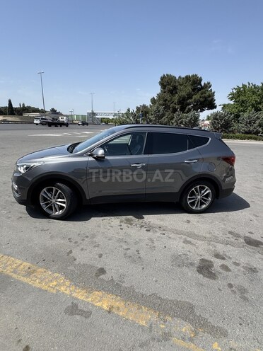 Hyundai Santa Fe-14