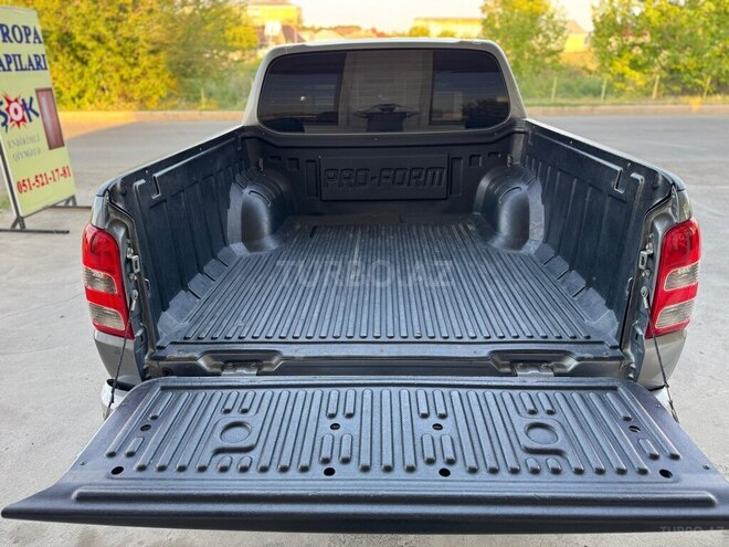 Mitsubishi L200 2019, 128,000 km - 2.4 л - Şəmkir