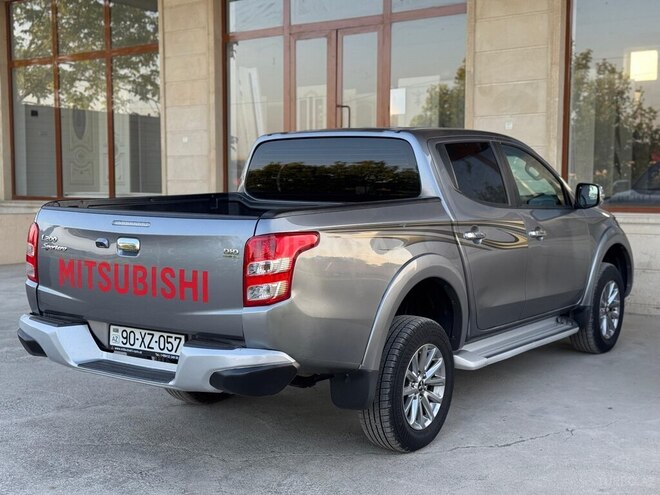 Mitsubishi L200 2019, 128,000 km - 2.4 л - Şəmkir