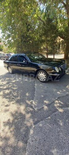 Mercedes E 220 d 2000, 385,500 km - 2.2 l - Bakı