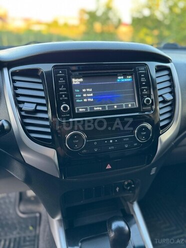 Mitsubishi L200 2019, 128,000 km - 2.4 л - Şəmkir