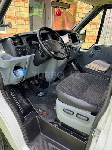 Ford Transit 2008, 310,000 km - 2.4 л - Balakən