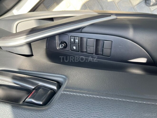 Toyota Corolla Cross 2025, 0 km - 2.0 л - Bakı