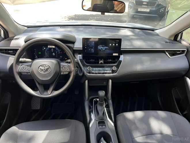 Toyota Corolla Cross 2025, 0 km - 2.0 л - Bakı